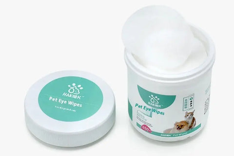 Wet Wipes for Pets: Keep Your Companion Clean and Comfortable null